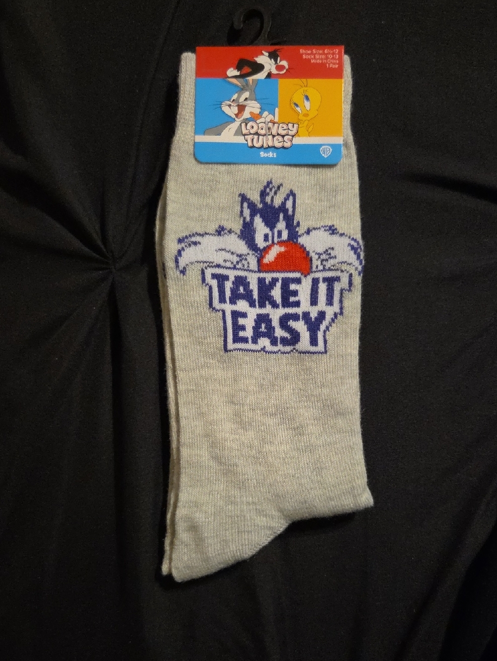 Warner Bros. Gray Looney Tunes 'Take It Easy' Crew Socks with Cartoon Graphic